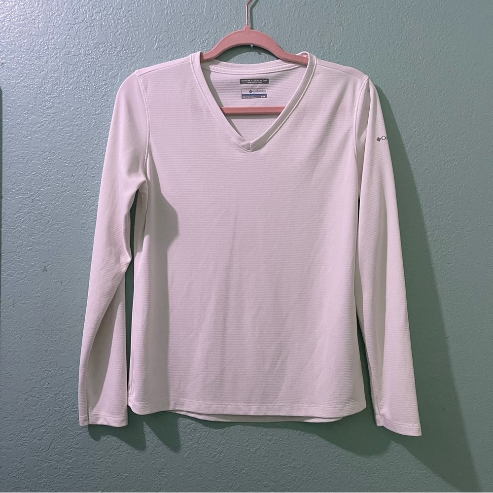 Columbia V-Neck White Long Sleeve Top